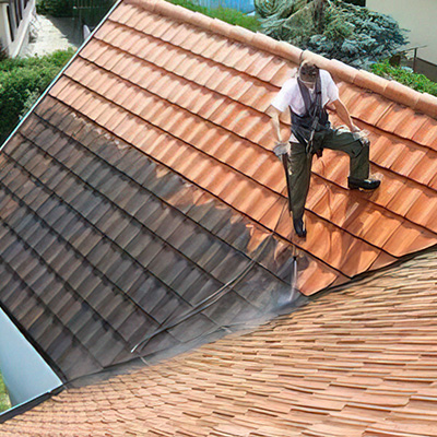 Nettoyage et traitement des tuiles - ARCHE - Traitement charpente et toiture - Aix-Marseille